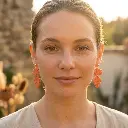AI Generated Boucles d'oreilles Aurore - Portrait de face