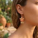 AI Generated Porté boucles d'oreilles Aurore