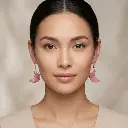 AI Generated Boucles d'oreilles Rosaline - Vue de face sur mannequin