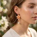 AI Generated Fleur de Soleil sur mannequin