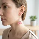 AI Generated Lotus de Rosée - Portées par un mannequin