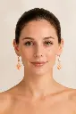 AI Generated Feuille Solaire — mannequin de face