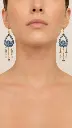 AI Generated Brume d’Argent – portée sur modèle humain (vue de face).webp