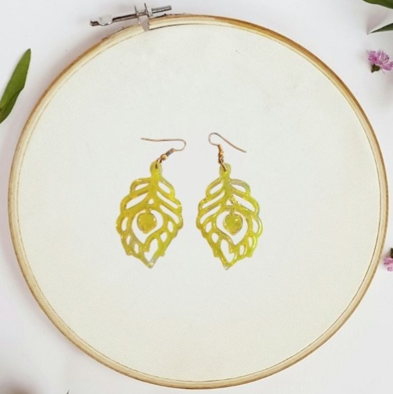 Plumes de Paon Jaune